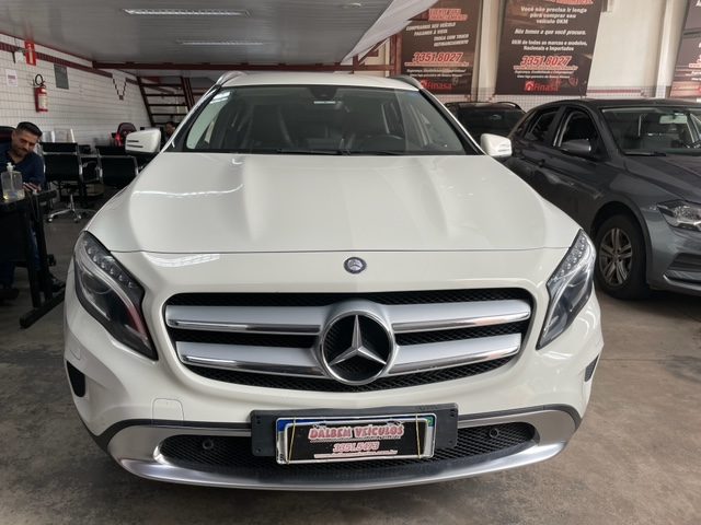 GLA 200 Advance 1.6 Turbo Aut. Flex 2017