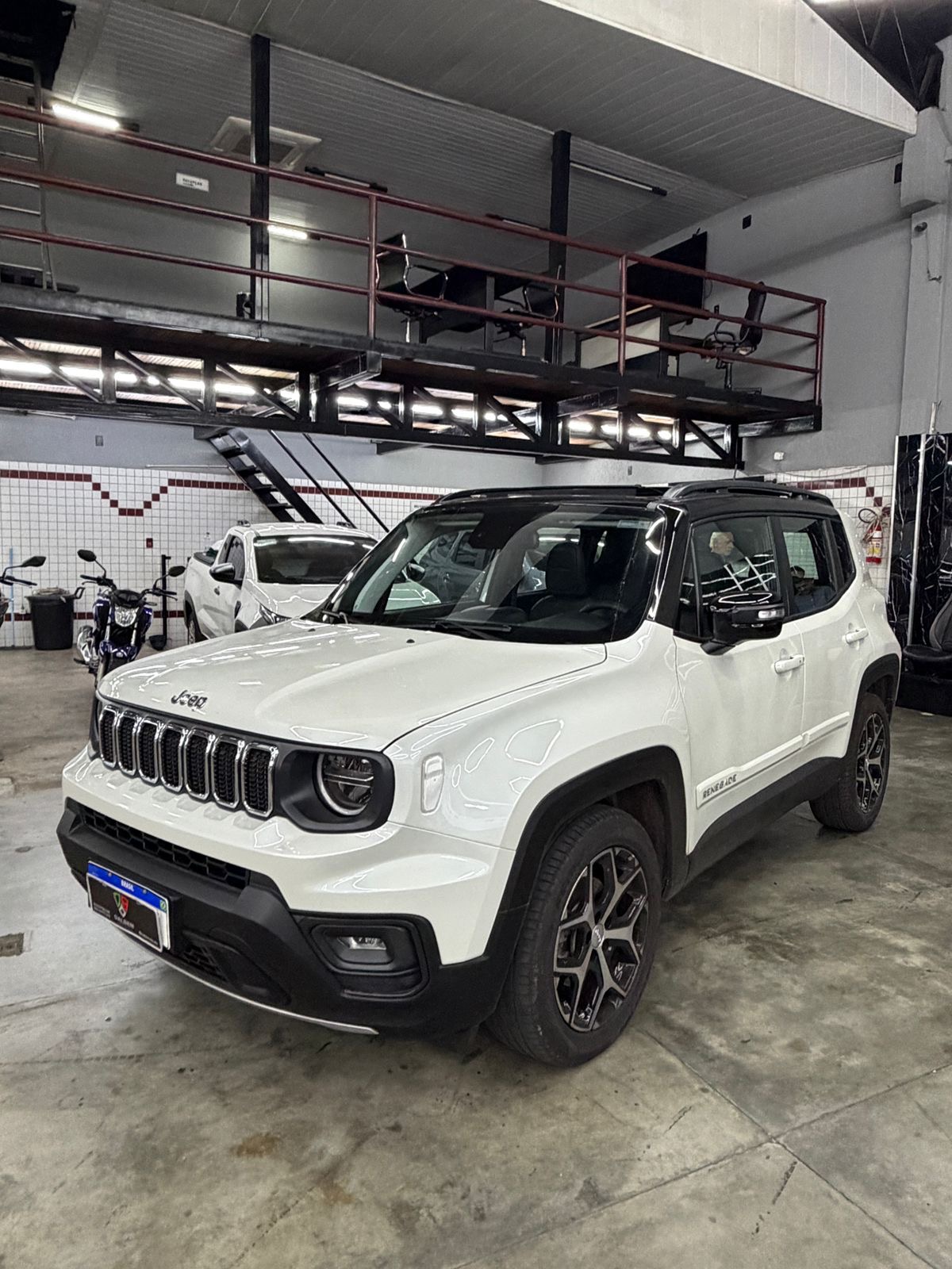 Jeep Renegade Sahara 1.3 Turbo Flex 2025