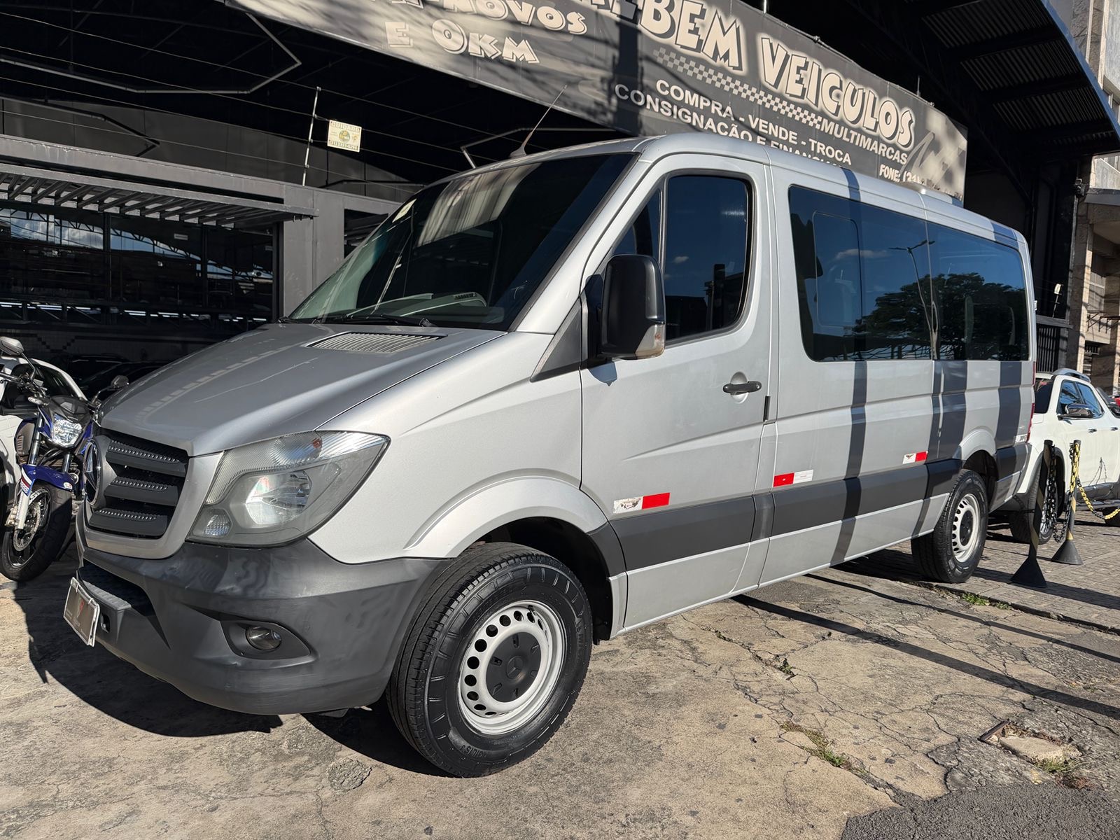 MERCEDES-BENZ SPRINTER 415 CDI 16 lugares